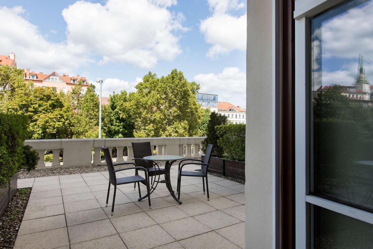 Radisson Blu Carlton Hotel, Bratislava Luaran gambar