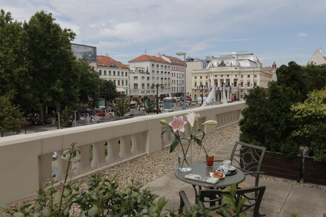 Radisson Blu Carlton Hotel, Bratislava Luaran gambar