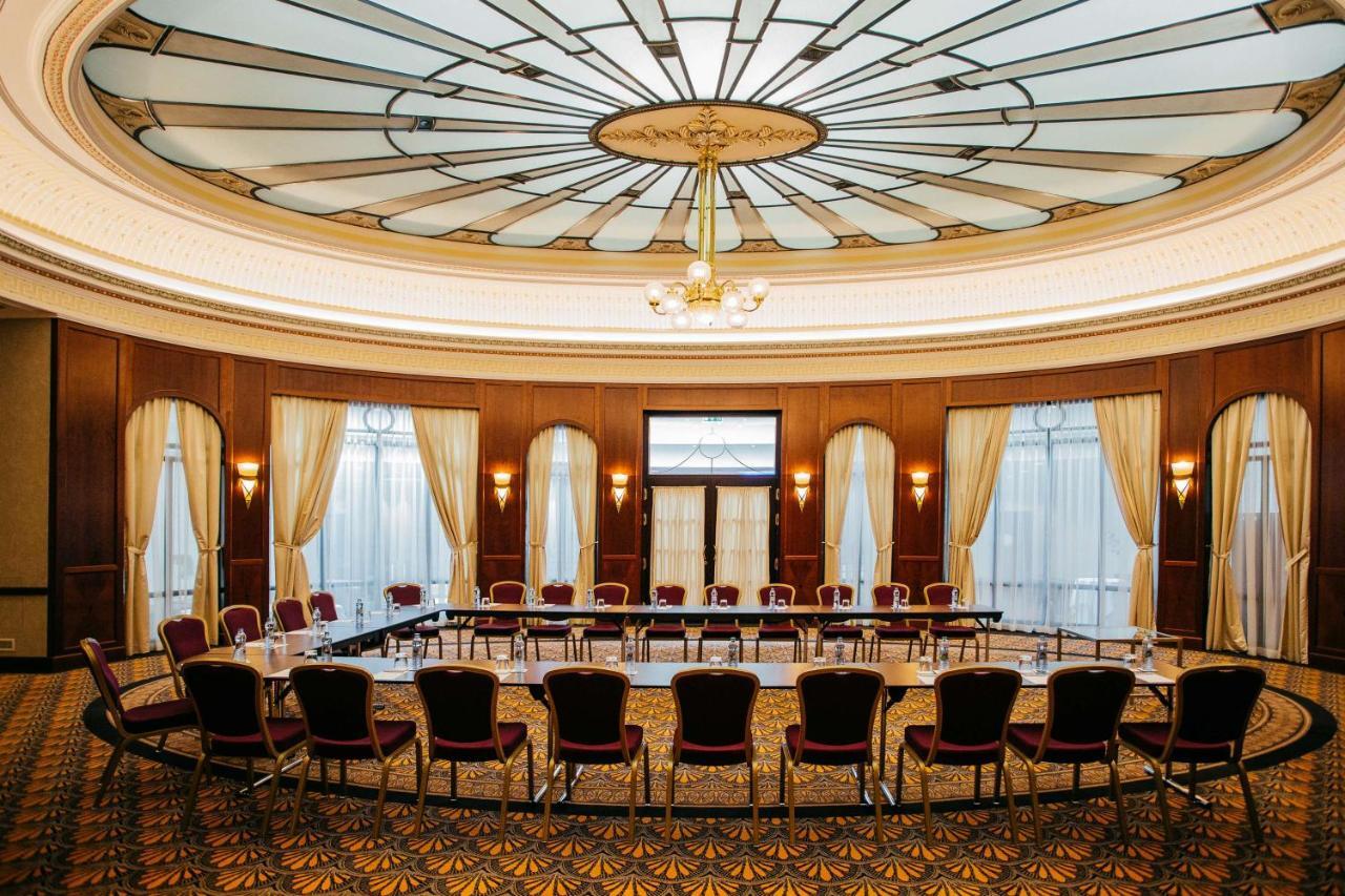 Radisson Blu Carlton Hotel, Bratislava Luaran gambar