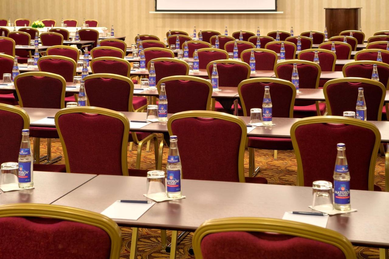 Radisson Blu Carlton Hotel, Bratislava Luaran gambar