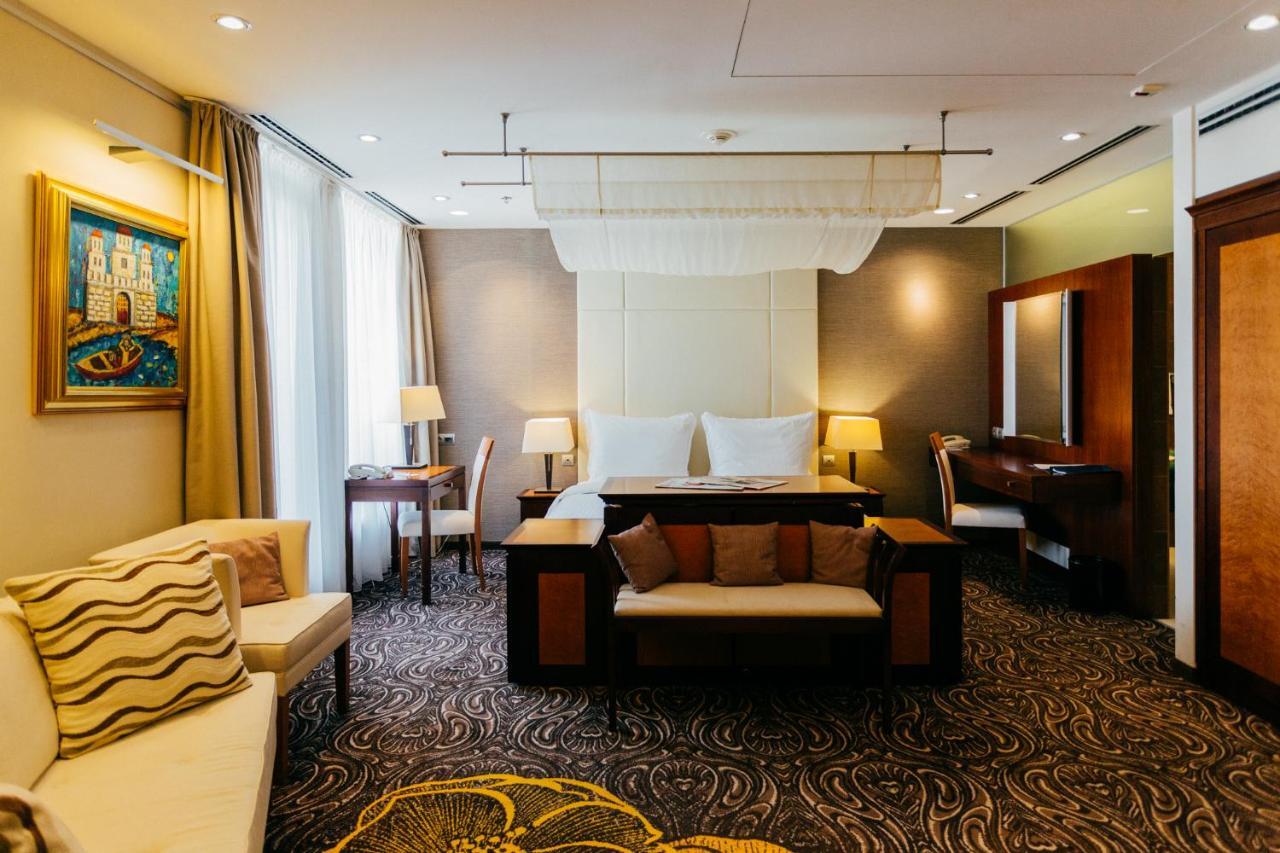 Radisson Blu Carlton Hotel, Bratislava Luaran gambar